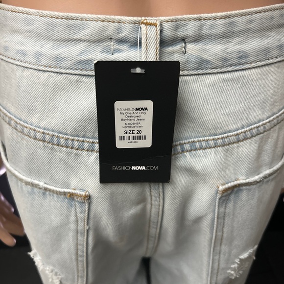NWT Fashion Nova Distressed Jeans size 20 - Picture 7 of 10